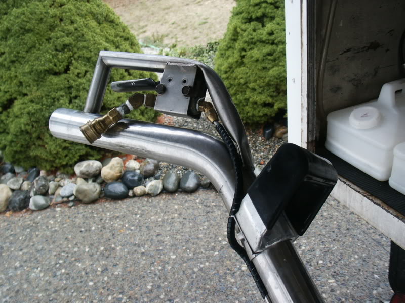06-09-19Happytruck005.jpg